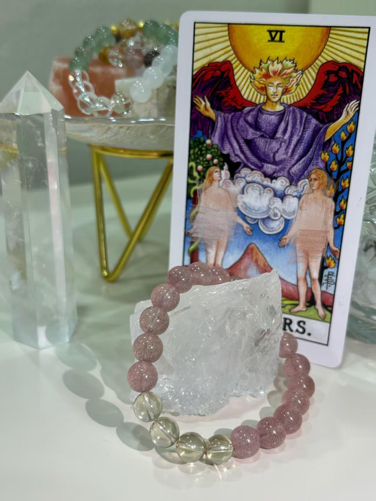 Tarot card reading. Lucky gift.